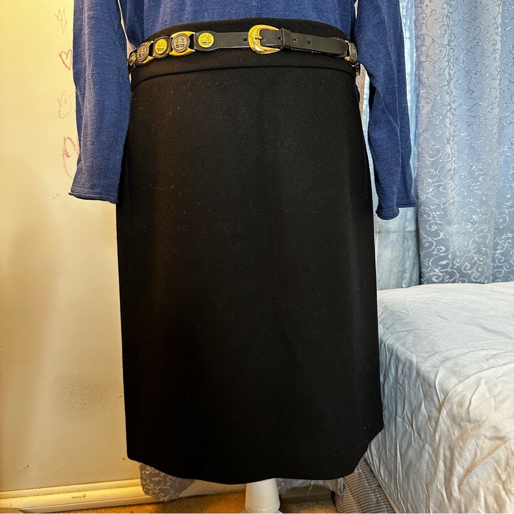 J. Crew Women's No.2 Pencil Skirt Size 8 Black 100% Wool‎ Midi Back Slit Zipper